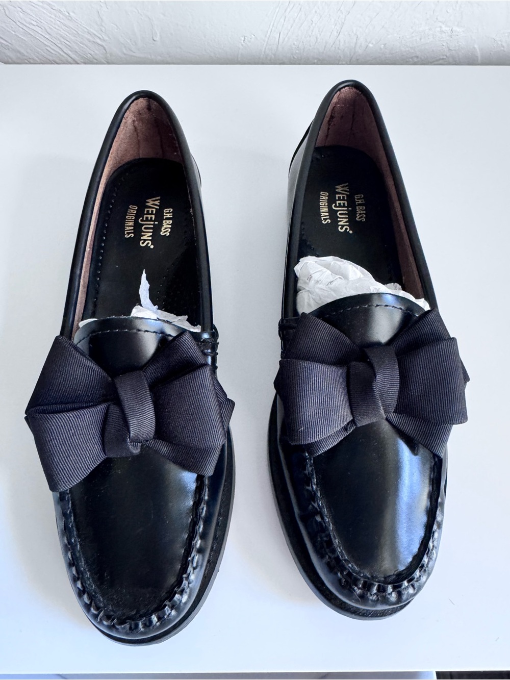 G.H. Bass & Co. Black Leather Bow Loafers for Women